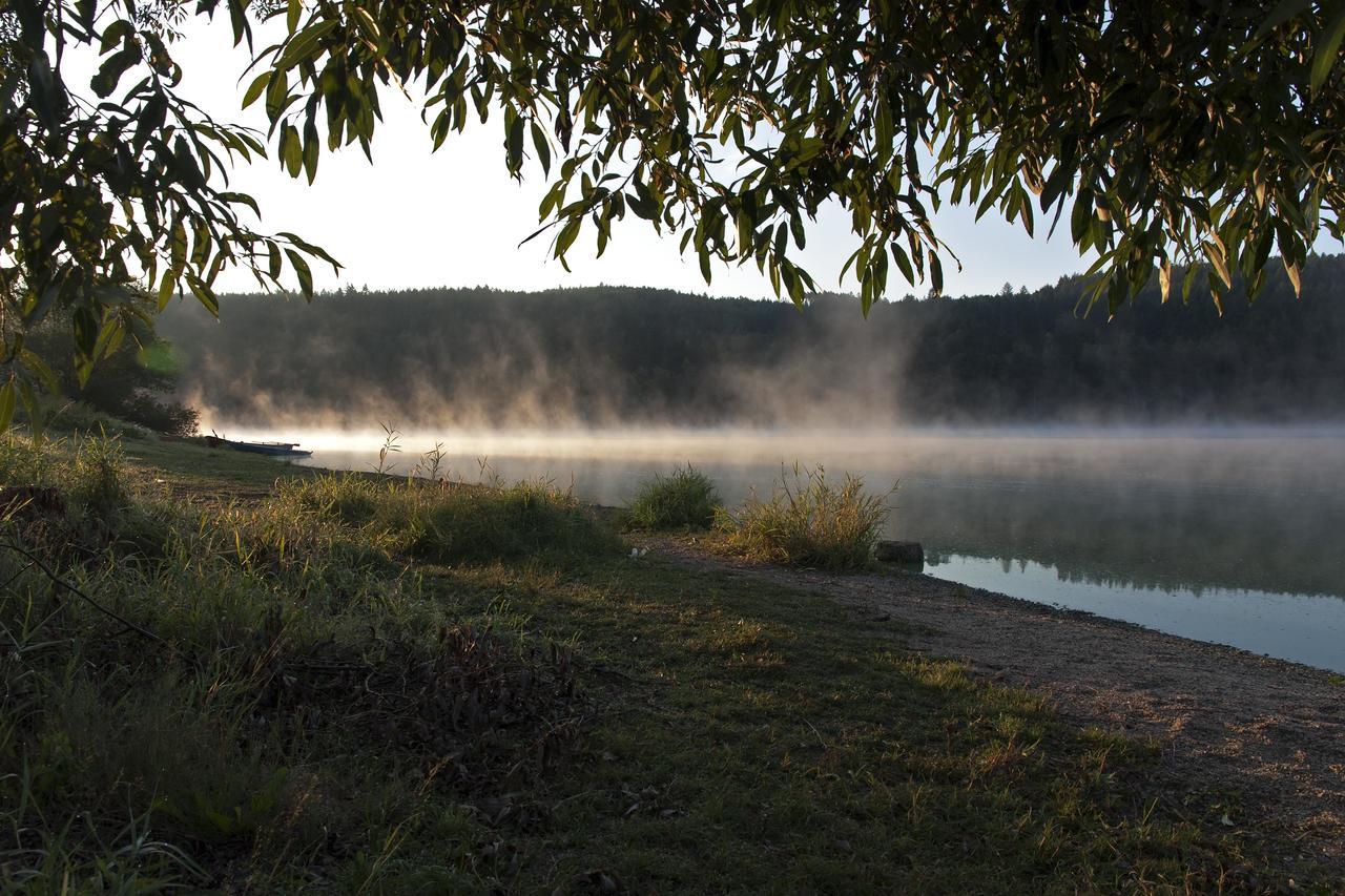 Rybarska Chata U Sumce Stříbro Exteriör bild